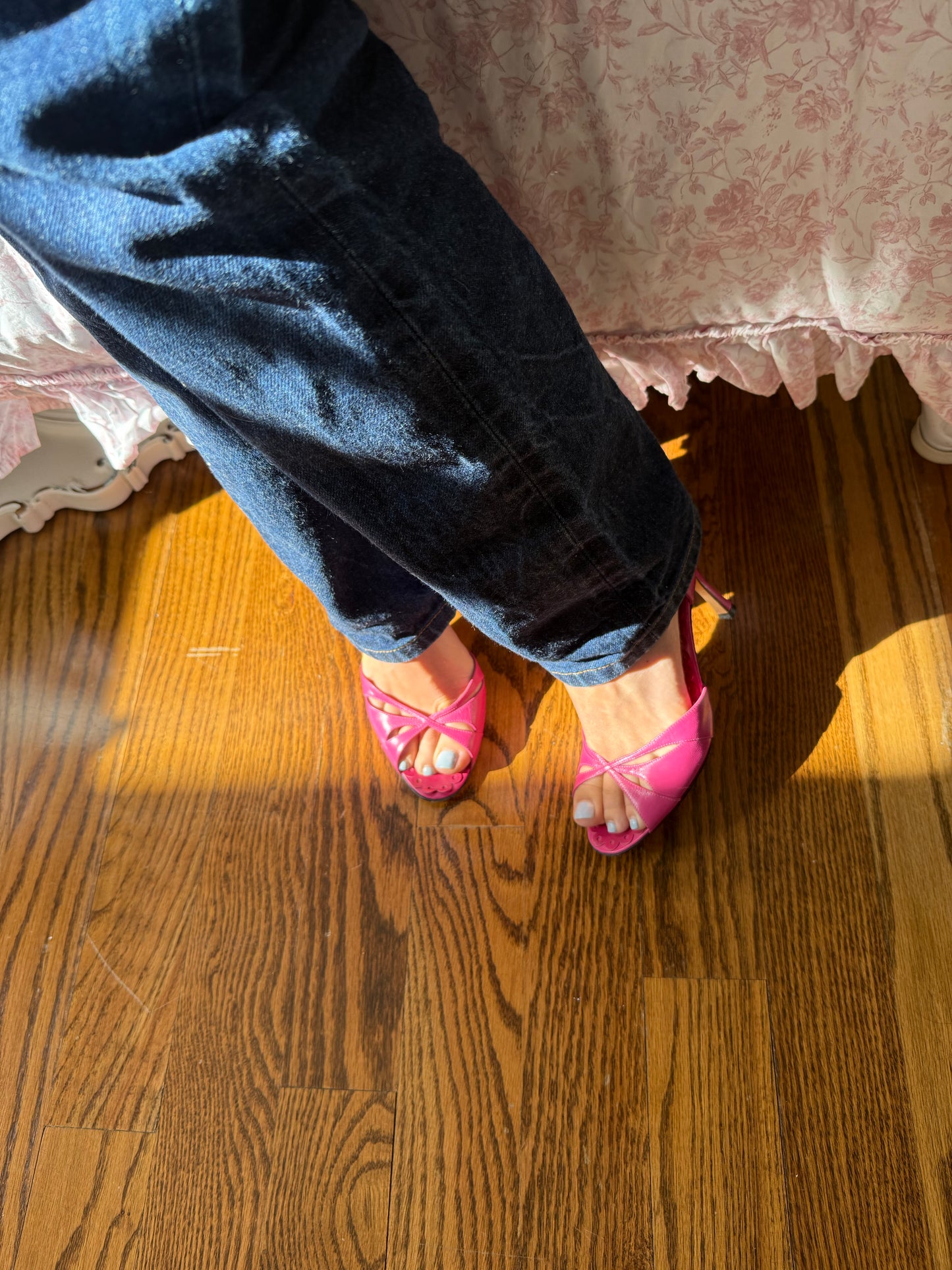 Manolo Blahnik Heels (38.5)