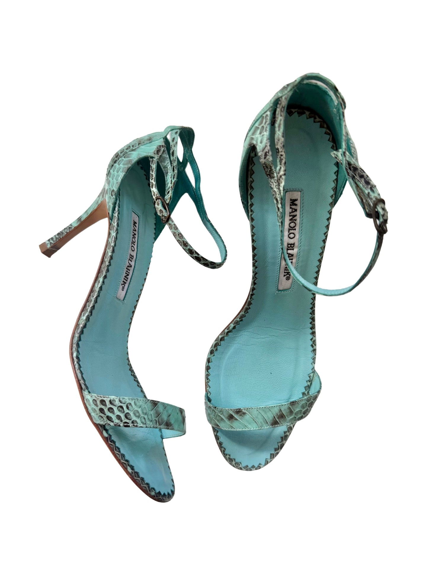 Manolo Blahnik Heels (37)